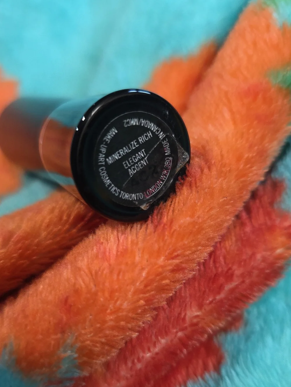 Mac Elegant Accent Mineralized Rich Lipstick New